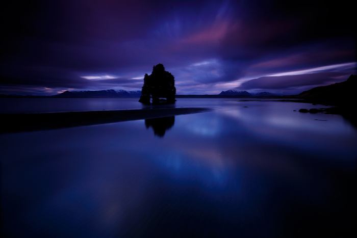 Hvítserkur - islandská noc